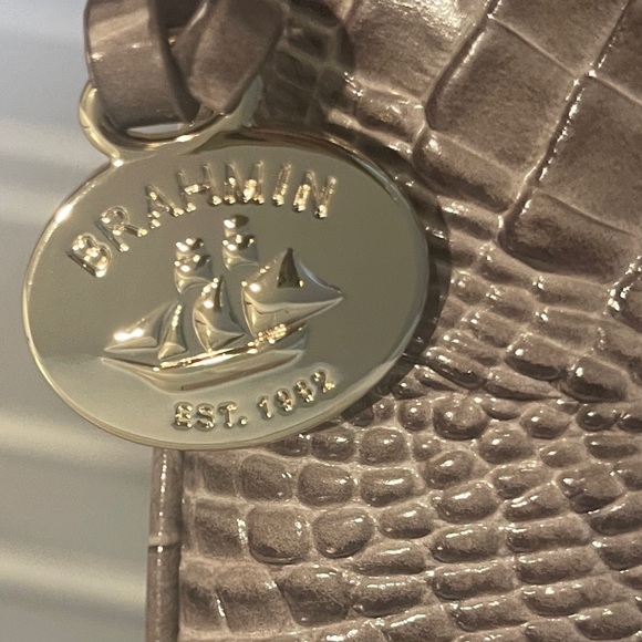 Brahmin Gray Crocodile Embossed Crossbody Bag - Picture 6 of 7